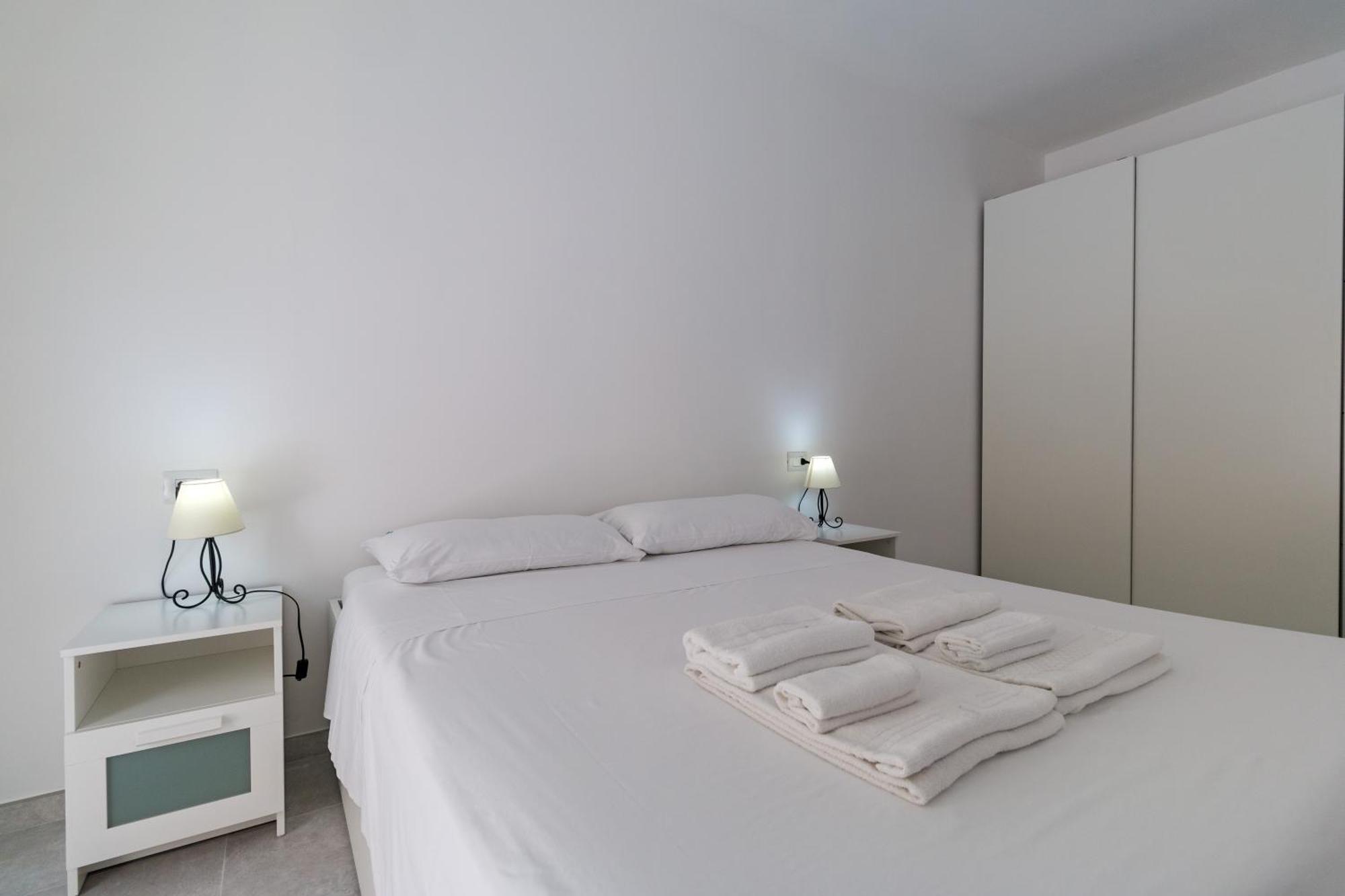 Appartamento Perla Bianca, Con Wifi E Air Con Cala Gonone Ngoại thất bức ảnh